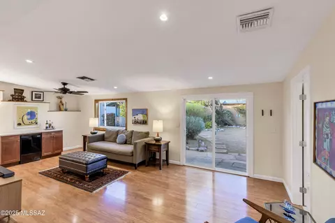 Living - 2833 E Devon St, Tucson, AZ 85716 photo 4 of 5