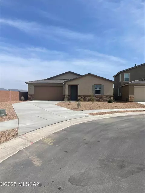 8411 S Charles Young Way, Vail, AZ 85641