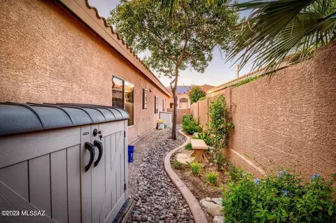 7798 E Whileaway Pl, Tucson, AZ 85750 photo 29