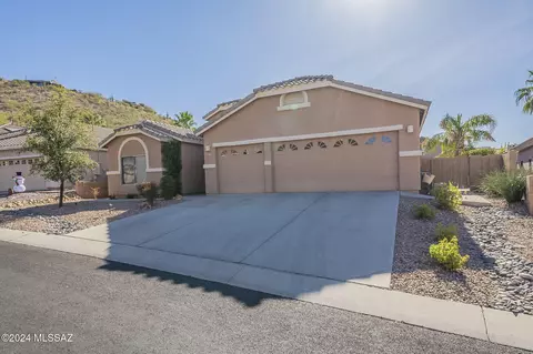 7798 E Whileaway Pl, Tucson, AZ 85750 photo 2