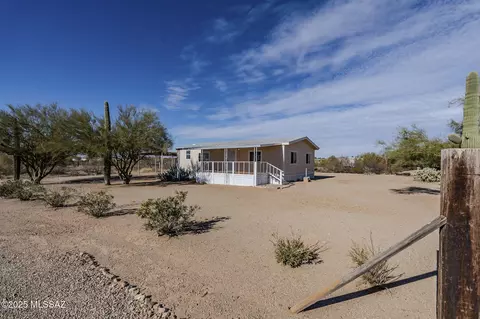 3733 S San Joaquin Rd, Tucson, AZ 85735