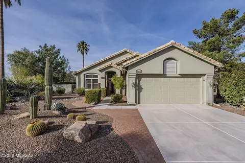 38476 S Canyon View Ct, Tucson, AZ 85739