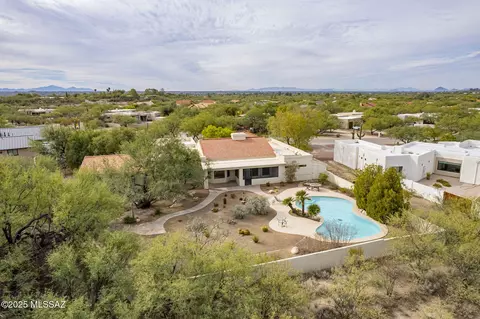 11741 E Calle Del Valle, Tucson, AZ 85749