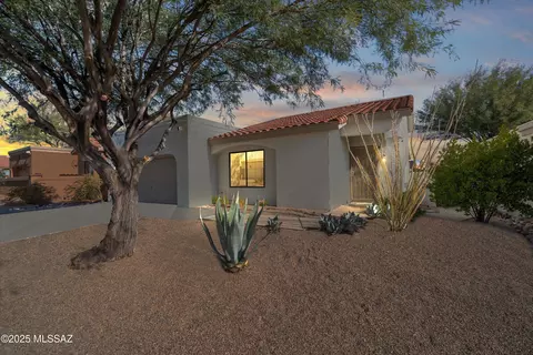 14324 N Copperstone Dr, Oro Valley, AZ 85755