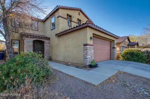 Exterior - 6989 S Filaree Pl, Tucson, AZ 85756 photo 3 of 9