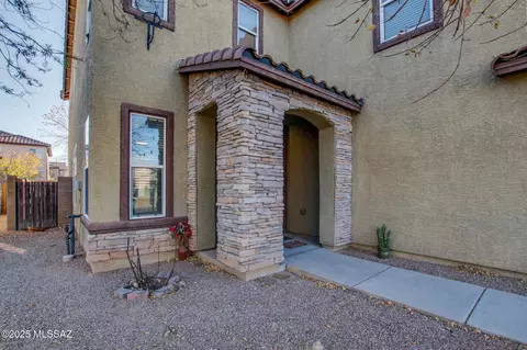 Exterior - 6989 S Filaree Pl, Tucson, AZ 85756 photo 4 of 9