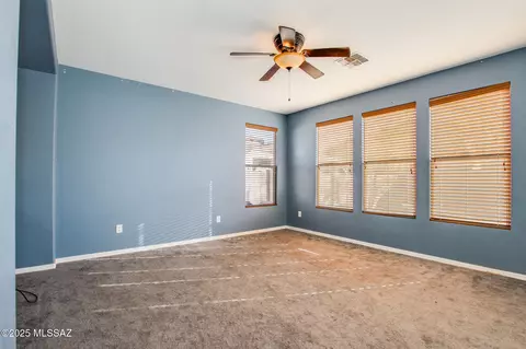 Living - 6989 S Filaree Pl, Tucson, AZ 85756 photo 2 of 7