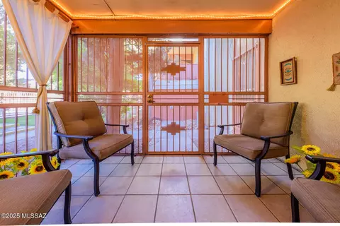 1600 N Wilmot Rd #128, Tucson, AZ 85712