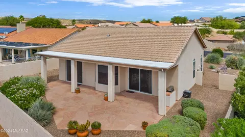 Exterior - 37086 S Ridgeview Blvd, Saddlebrooke, AZ 85739 photo 6 of 7