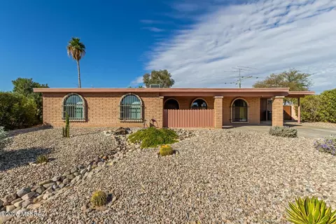 3160 S Eastview Ave, Tucson, AZ 85730