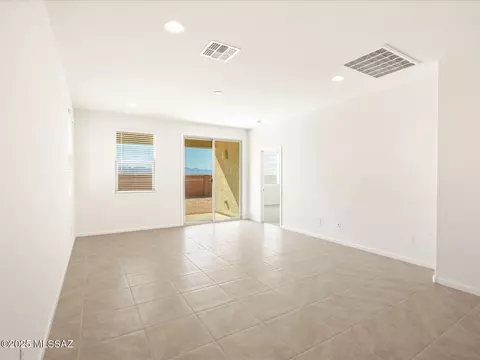 Living - 12526 E Remi Dr, Vail, AZ 85641 photo 1 of 3