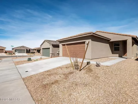 Other - 12511 E Remi Dr, Vail, AZ 85641 photo 1 of 10