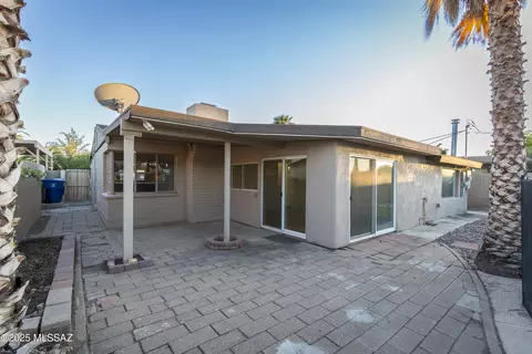 5631 E 4th St, Tucson, AZ 85711 photo 21