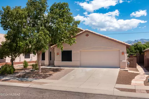 9948 N Pegasus Ave, Tucson, AZ 85742