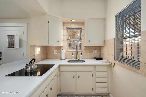 1905 E 9th St, Tucson, AZ 85719 photo 8