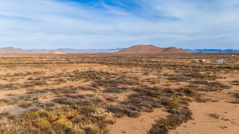 20 E Acres E Silver Lining Ln, Pearce, AZ 85625 photo 15