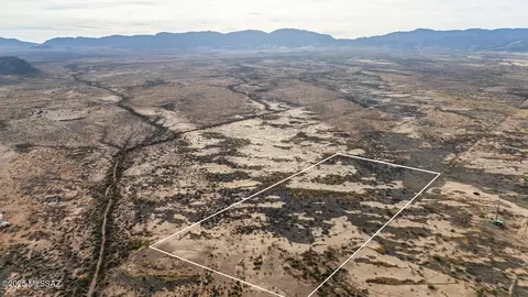 20 E Acres E Silver Lining Ln, Pearce, AZ 85625 photo 5