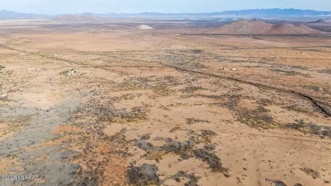 20 E Acres E Silver Lining Ln, Pearce, AZ 85625 photo 10