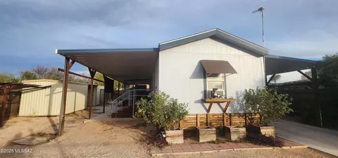 5729 S Masterson Ave, Tucson, AZ 85706