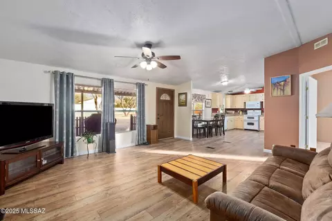 3841 E Bowman Pl, Tucson, AZ 85739 photo 12