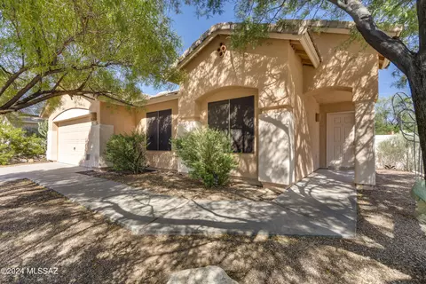 3149 S Austin Point Dr, Tucson, AZ 85730