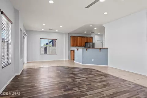 6861 S Harrier Loop, Tucson, AZ 85756 photo 7