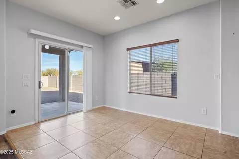 6861 S Harrier Loop, Tucson, AZ 85756 photo 8