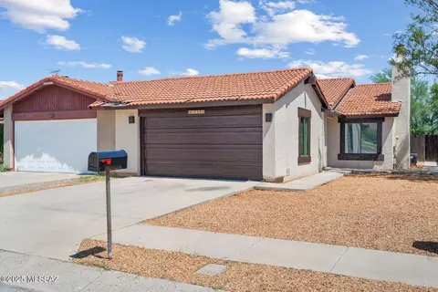 1750 W Linden St, Tucson, AZ 85745