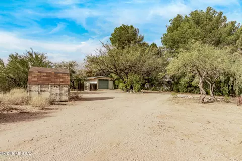 Exterior - 13530 E Garigans Gulch, Vail, AZ 85641 photo 8 of 12