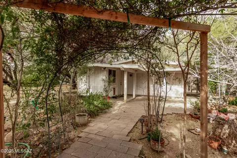 Exterior - 13530 E Garigans Gulch, Vail, AZ 85641 photo 4 of 12