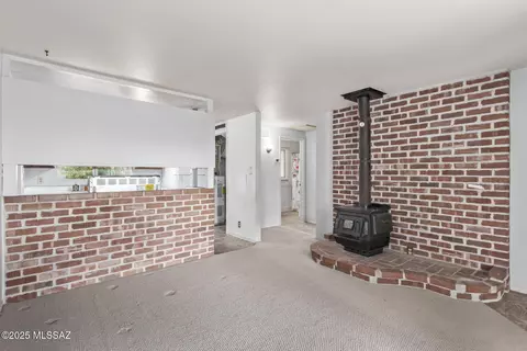 Living - 13530 E Garigans Gulch, Vail, AZ 85641 photo 1 of 2
