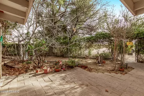 Exterior - 13530 E Garigans Gulch, Vail, AZ 85641 photo 5 of 12