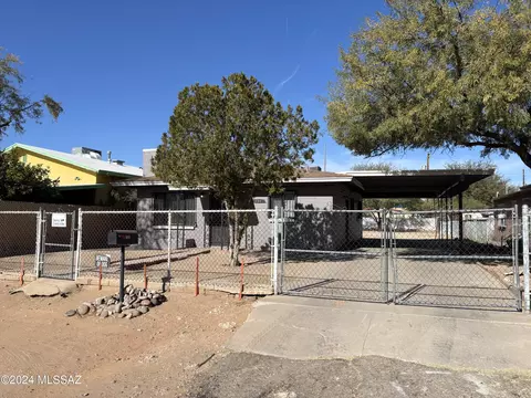 Other - 737 E 33rd St, Tucson, AZ 85713 photo 1 of 2