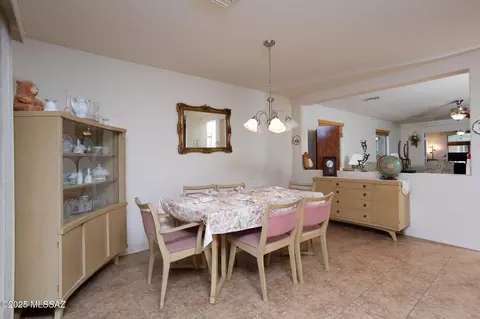 Dining - 6992 S Stonefield Dr, Tucson, AZ 85756 photo 1 of 2