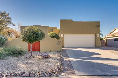 2688 E Glen Canyon Rd, Green Valley, AZ 85614