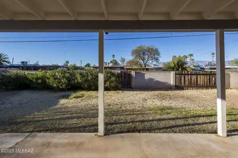 7257 E Sylvane Dr, Tucson, AZ 85710 photo 19