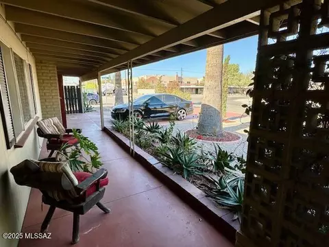 Exterior - 202 E Bromley St, Tucson, AZ 85704 photo 4 of 12