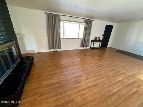 Living - 202 E Bromley St, Tucson, AZ 85704 photo 2 of 6
