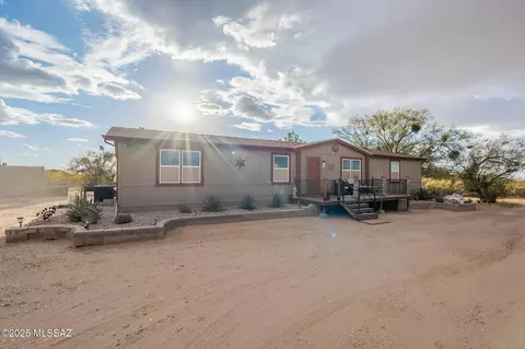 1919 W Baylee Drew Ln, Vail, AZ 85641