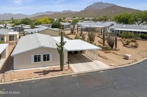 7710 W Edgestone St, Tucson, AZ 85735