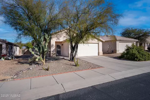 2522 W Cezanne Cir, Tucson, AZ 85741