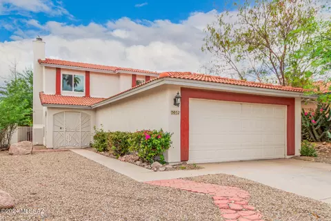 5052 W Blackbird Dr, Tucson, AZ 85742