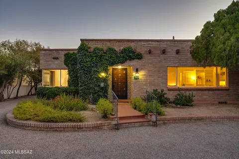 1940 Elm St, Tucson, AZ 85719