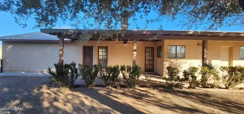 10313 S Epperson Ln, Tucson, AZ 85756
