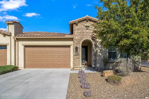 61150 E Flint Dr, Oracle, AZ 85623