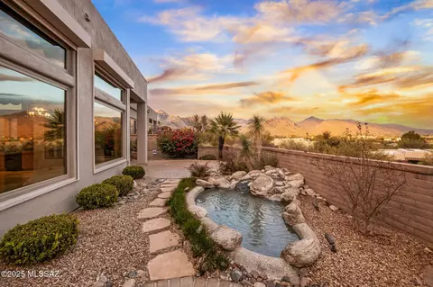 4814 N Bonita Ridge Ave, Tucson, AZ 85750
