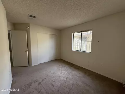 Bedroom - 1638 W Sauvignon Dr, Tucson, AZ 85746 photo 1 of 1