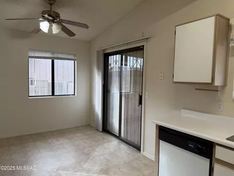 Dining - 1638 W Sauvignon Dr, Tucson, AZ 85746 photo 1 of 1