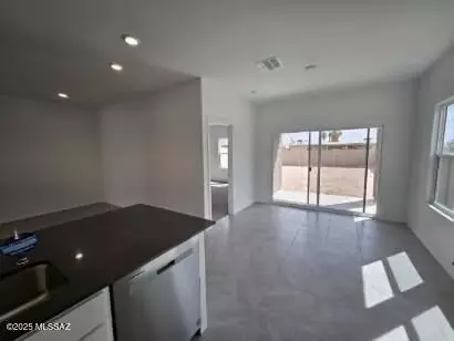 9792 E Gray Hawk Dr, Tucson, AZ 85730 photo 7