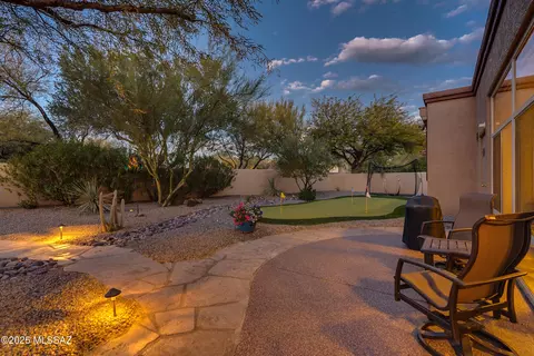 Exterior - 175 E Silverstone Pl, Tucson, AZ 85737 photo 4 of 10